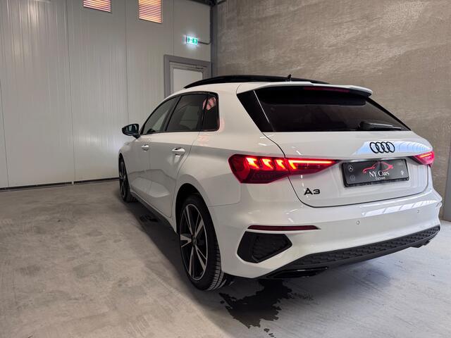 Audi A3 SPORTBACK 40 TFSI e S Edition Pano| Matrix| RS Zetels| S-Line | Keyless