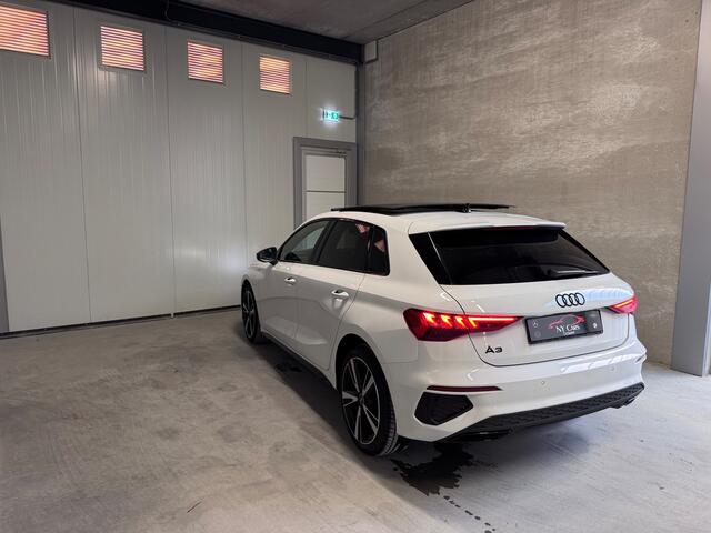 Audi A3 SPORTBACK 40 TFSI e S Edition Pano| Matrix| RS Zetels| S-Line | Keyless