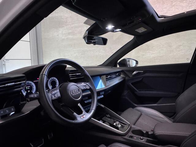 Audi A3 SPORTBACK 40 TFSI e S Edition Pano| Matrix| RS Zetels| S-Line | Keyless