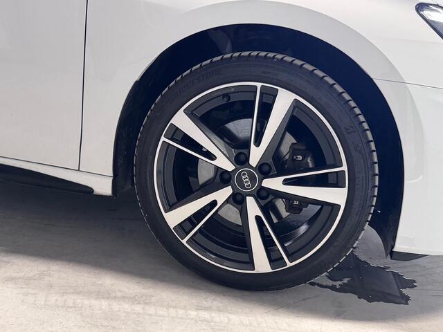Audi A3 SPORTBACK 40 TFSI e S Edition Pano| Matrix| RS Zetels| S-Line | Keyless