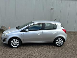 OPEL CORSA 1.2-16V Cosmo