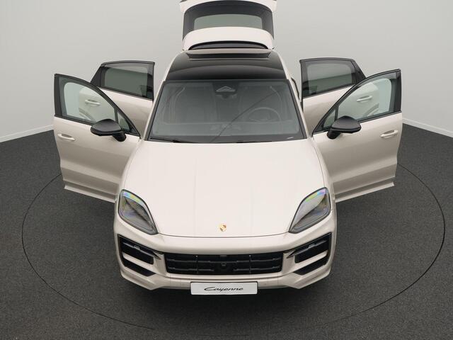 Porsche Cayenne S E-Hybrid Coup� Black Edition