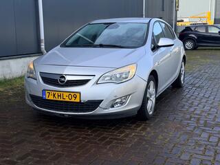 Opel Astra (2009 - 2015)