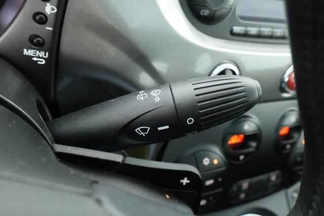 Fiat 500 0.9 TwinAir Turbo Cult | Automaat | Pano | PDC A | Clima | Bi-xenon | Interscope Audio | All season