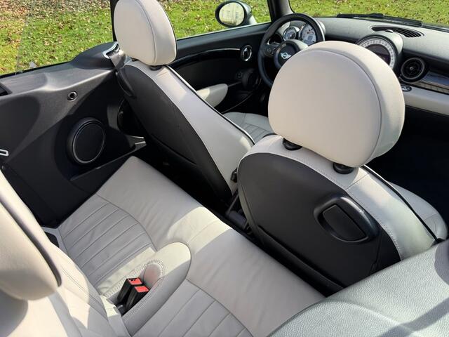 Mini Cooper Mini Cabrio 1.6 Chili Airco | Leder |