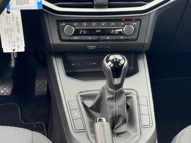 Seat Ibiza 1.0 EcoTSI Style NL-AUTO | LAGE KM STAND | NAVI | LED
