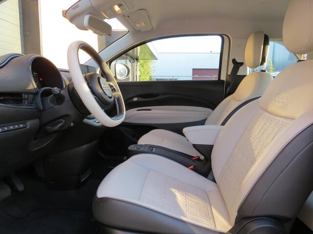 Fiat E-500 La Prima 42 kWh leder Carplay Luxste uitvoering