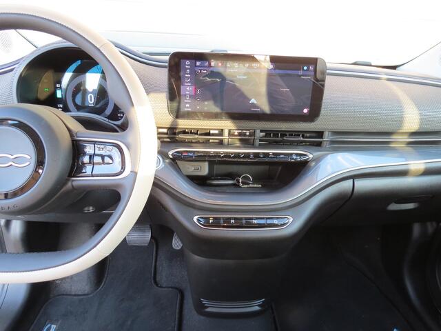 Fiat E-500 La Prima 42 kWh leder Carplay Luxste uitvoering