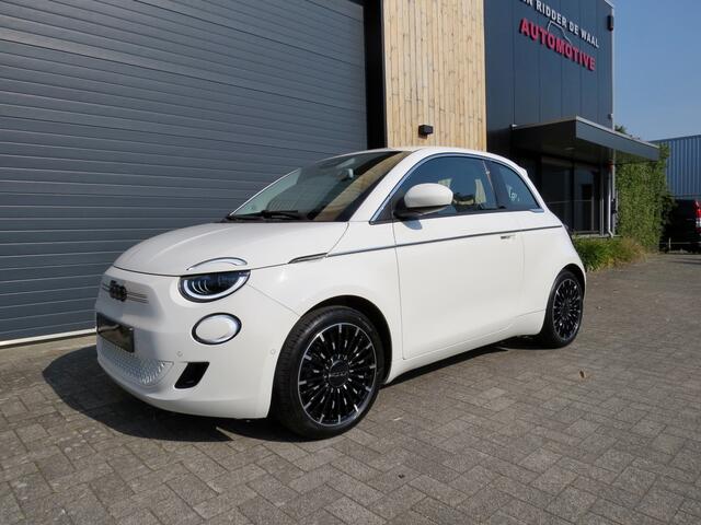 Fiat E-500 La Prima 42 kWh leder Carplay Luxste uitvoering