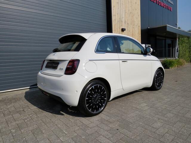 Fiat E-500 La Prima 42 kWh leder Carplay Luxste uitvoering