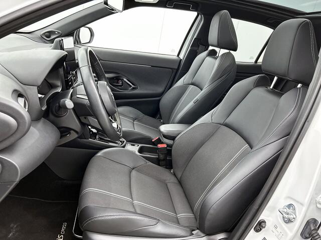 Toyota Yaris Cross 1.5 Hybrid 130 Launch Edition | Panoramadak | 360 Camera | JBL | BLS | Stuur-Stoelverwarming | PDC |