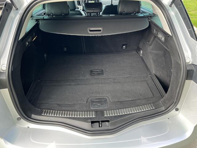 Renault Megane Estate 1.3 TCe 140PK / Automaat / Keyless / Cruise / Climate / Applecarplay - Androidauto /