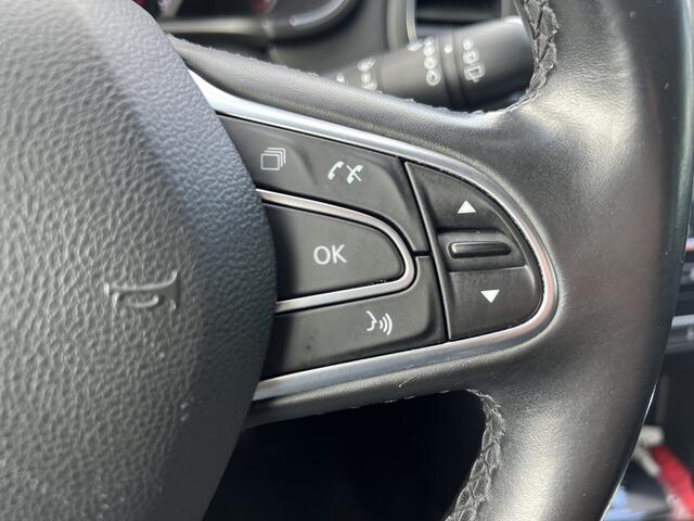 Renault Megane Estate 1.3 TCe 140PK / Automaat / Keyless / Cruise / Climate / Applecarplay - Androidauto /