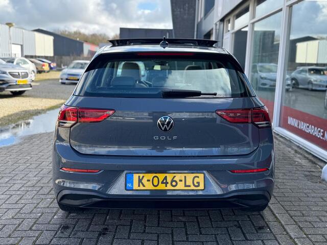 Volkswagen Golf 1.5 TSI Life Business |Pano dak|Ambient lighting|Camera|Carplay|Full LED