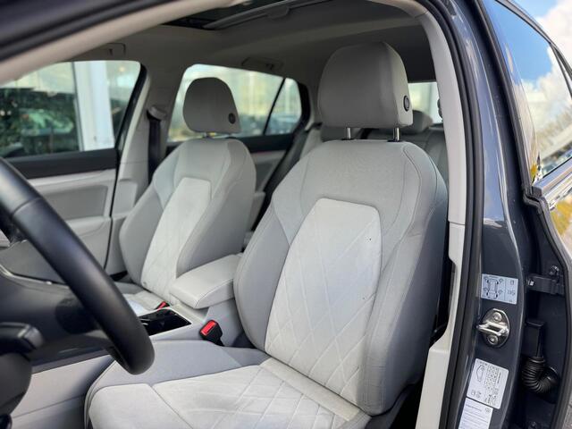 Volkswagen Golf 1.5 TSI Life Business |Pano dak|Ambient lighting|Camera|Carplay|Full LED