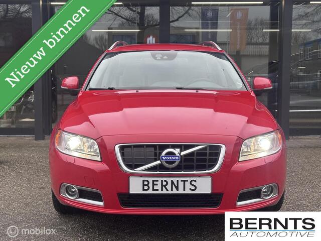 Volvo V70 T5| 5 Cilinder| Summum|Adaptivecruisecontrol|Afneembare trekhaak|Standkachel