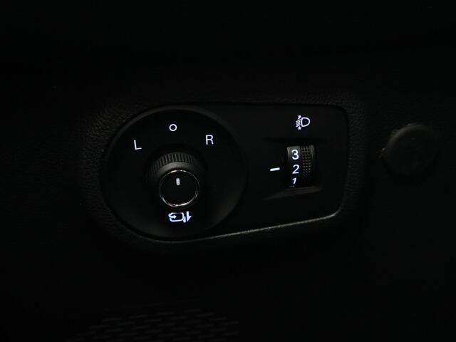 MG ZS EV Standard Range Luxury 50 kWh Pano | Navi | 360Camera |  Android/Carplay | Stoelverw. 310
