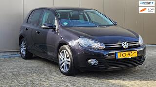 Volkswagen Golf VI