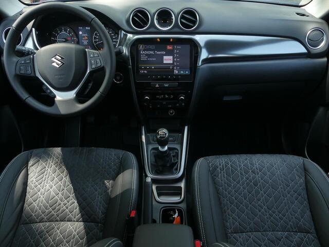 Suzuki Vitara 1.4 Boosterjet Smart Hybrid Style Panoramadak, 1500 kg trekgewicht, 129pk, e Auto � 2.300,- voordeel