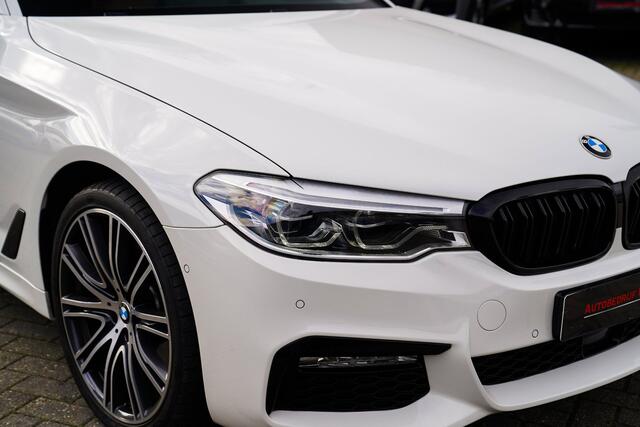 BMW 5-Serie 530e iPerformance High Executive | M-pakket | Massage | Stoelverwarming/verkoeling | Head up | Adaptieve cruise | NAP