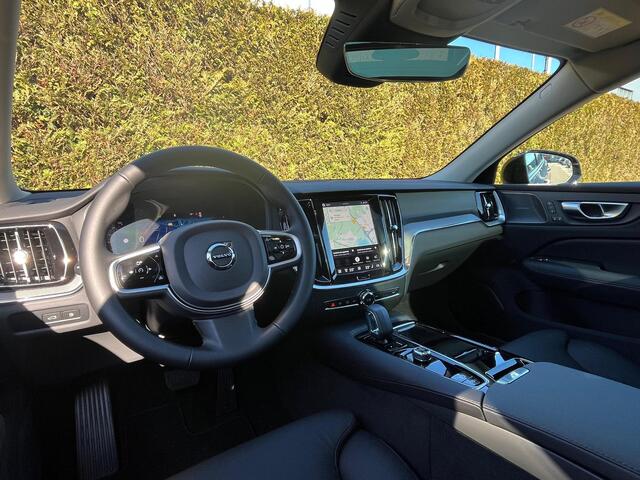 Volvo V60 T6 Plug-in hybrid AWD Plus Dark | Panoramadak | Harman/Kardon | Stoel/Stuur Verwarming |