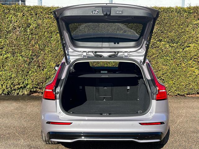 Volvo V60 T6 Plug-in hybrid AWD Plus Dark | Panoramadak | Harman/Kardon | Stoel/Stuur Verwarming |
