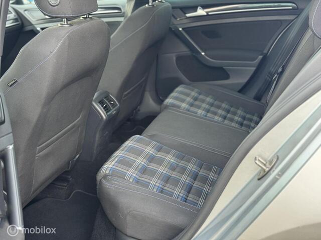 Volkswagen Golf 1.4 TSI GTE Pano Camera ACC DSG  