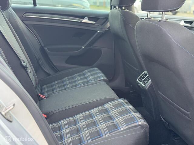 Volkswagen Golf 1.4 TSI GTE Pano Camera ACC DSG  