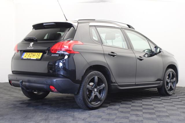 Peugeot 2008 1.2 VTi Active Pack Premium |Pano|