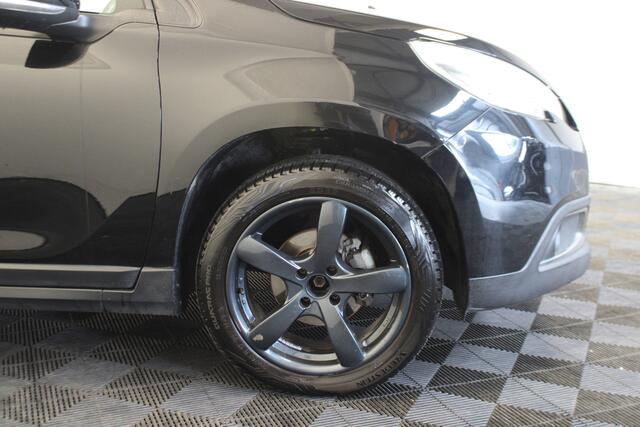 Peugeot 2008 1.2 VTi Active Pack Premium |Pano|