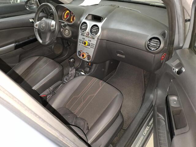 Opel Corsa 1.4-16V Cosmo Airco Onderhoudsbeurt/Nap-km