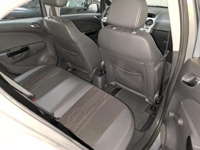 Opel Corsa 1.4-16V Cosmo Airco Onderhoudsbeurt/Nap-km