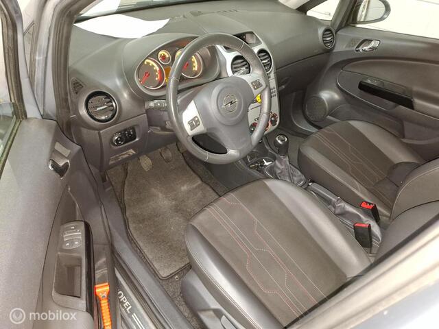 Opel Corsa 1.4-16V Cosmo Airco Onderhoudsbeurt/Nap-km
