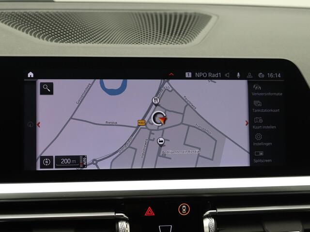 BMW 3-Serie Touring 320i Business Edition Sportline / Leder / Navi / Carplay / Origineel NL
