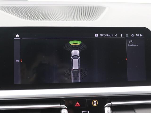 BMW 3-Serie Touring 320i Business Edition Sportline / Leder / Navi / Carplay / Origineel NL