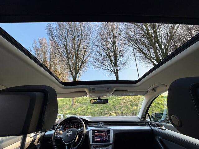 Volkswagen Passat Variant 1.4 TSI Comfortline panoramadak - carplay