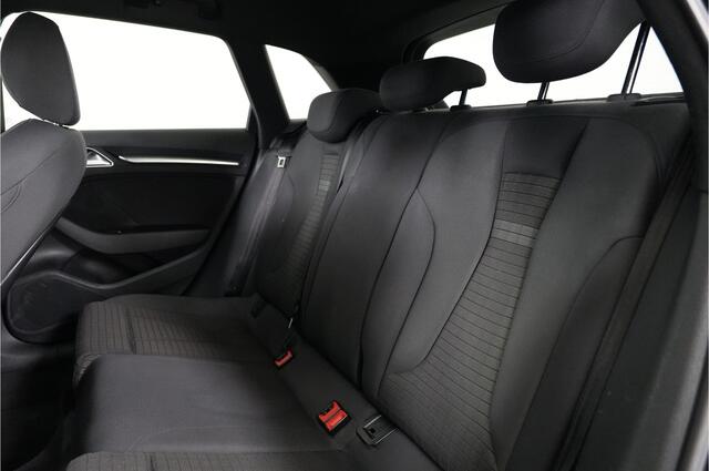 Audi A3 SPORTBACK 35 TFSI CoD Design Pro Line Plus | Trekhaak | Stl. verw. | Climate | PDC | LED |