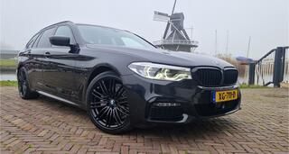 BMW 5-SERIE Touring 520d High Executive ACC / M-Pakket / Virtual display / Stoel verwarming & verkoeling / Carplay / Memory