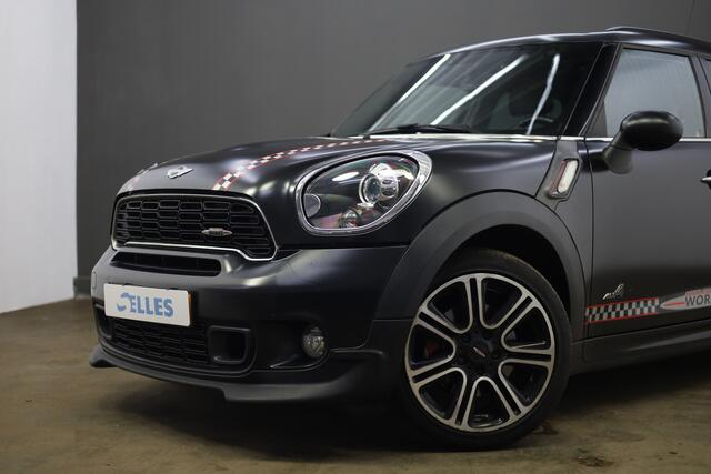 Mini Countryman Mini 1.6 John Cooper Works ALL4 Chili | Airco | Climate Control | Stoelverwarming | Sport uitlaat origineel | Lederen bekleding | Panorama 
