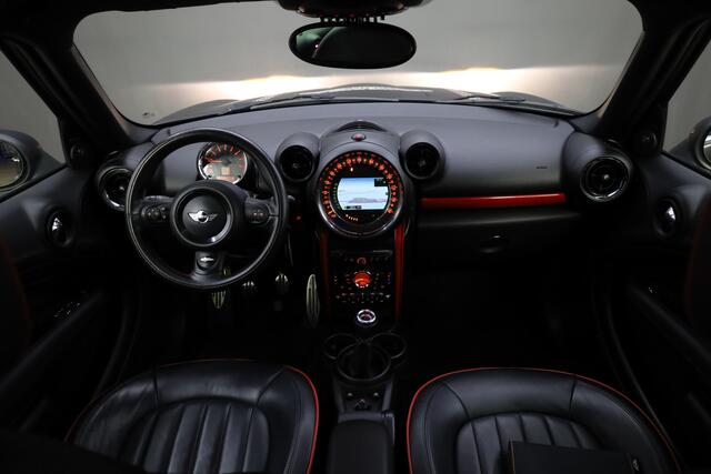 Mini Countryman Mini 1.6 John Cooper Works ALL4 Chili | Airco | Climate Control | Stoelverwarming | Sport uitlaat origineel | Lederen bekleding | Panorama 