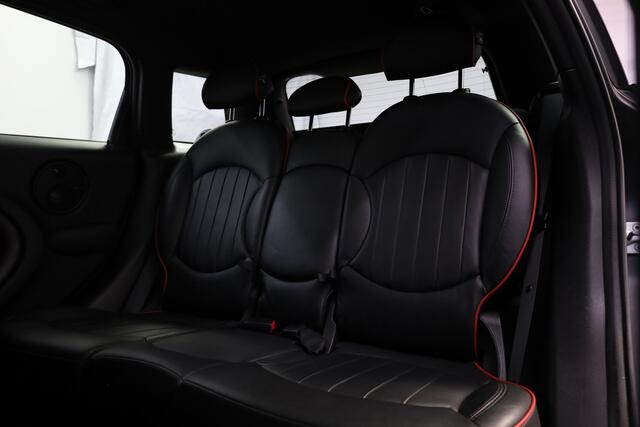 Mini Countryman Mini 1.6 John Cooper Works ALL4 Chili | Airco | Climate Control | Stoelverwarming | Sport uitlaat origineel | Lederen bekleding | Panorama 