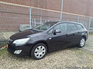 Opel Astra Sports Tourer (2010 - 2016)