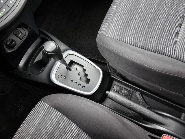 Toyota Yaris 1.5 Hybrid Now | NL dealeronderhouden | Climate Control | radio | elektrische ramen voor |