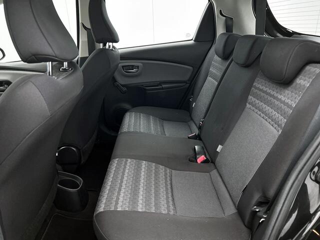 Toyota Yaris 1.5 Hybrid Now | NL dealeronderhouden | Climate Control | radio | elektrische ramen voor |
