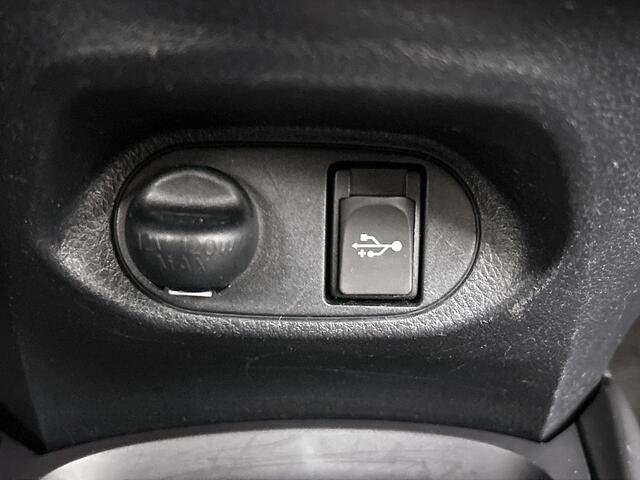 Toyota Yaris 1.5 Hybrid Now | NL dealeronderhouden | Climate Control | radio | elektrische ramen voor |