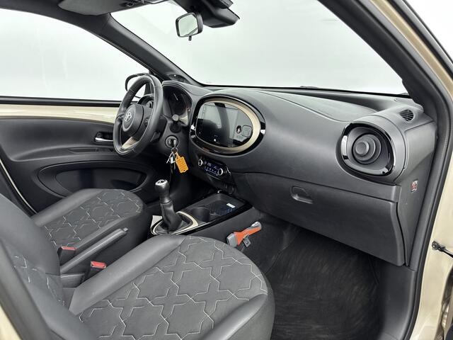 Toyota Aygo X 1.0 VVT-i MT Envy | Cabriodak | Trekhaak | Apple Carplay/Android Auto |