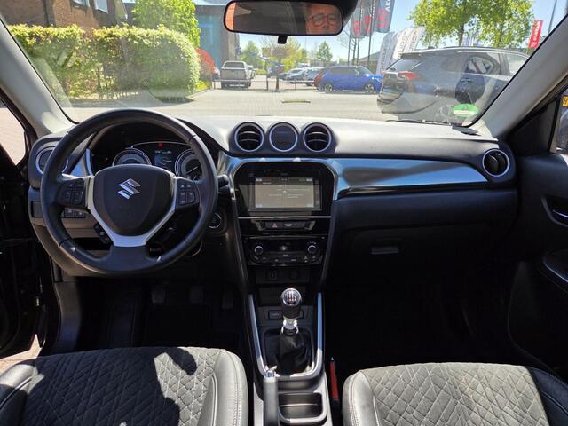 Suzuki Vitara 1.4 Boosterjet Style Smart Hybrid|Panodak|Tot 10 jaar garantie|1500 kg trekgewicht|Rijklaar prijs