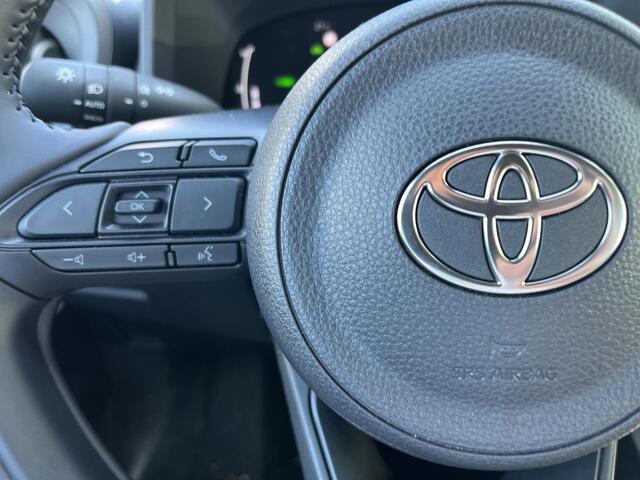 Toyota Aygo X Hybrid 115 play | Pure White | Demonstratie auto  |