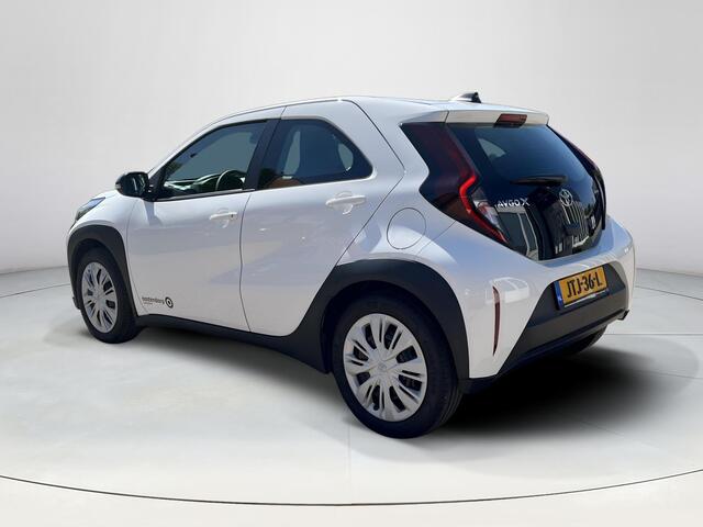 Toyota Aygo X Hybrid 115 play | Pure White | Demonstratie auto  |