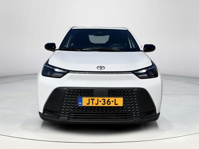 Toyota Aygo X Hybrid 115 play | Pure White | Demonstratie auto  |